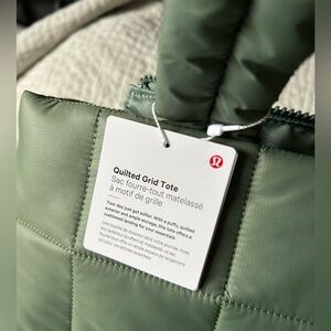 Lululemon quilted tote